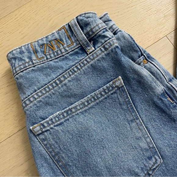 Zara Z1975 High Rise Straight Jeans - Picture 6 of 10